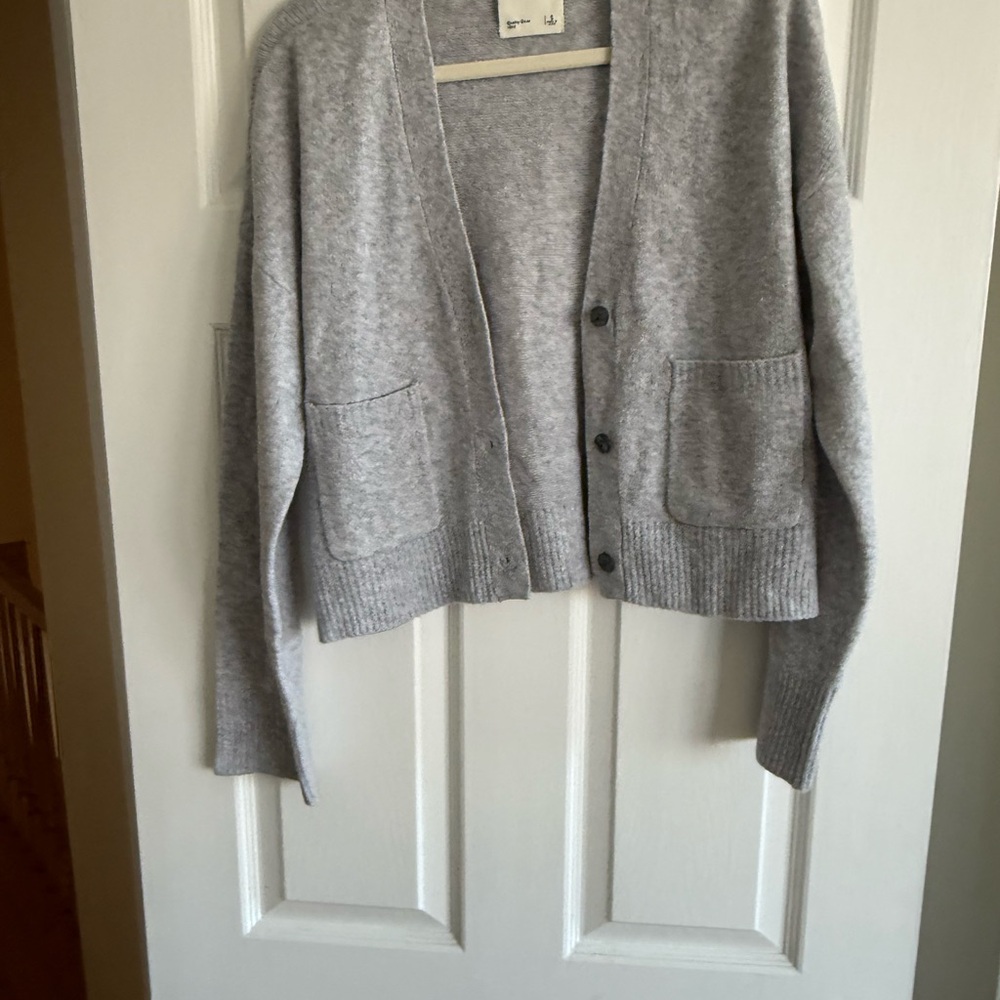 Abercrombie & Fitch Light Gray Women's Cardigan